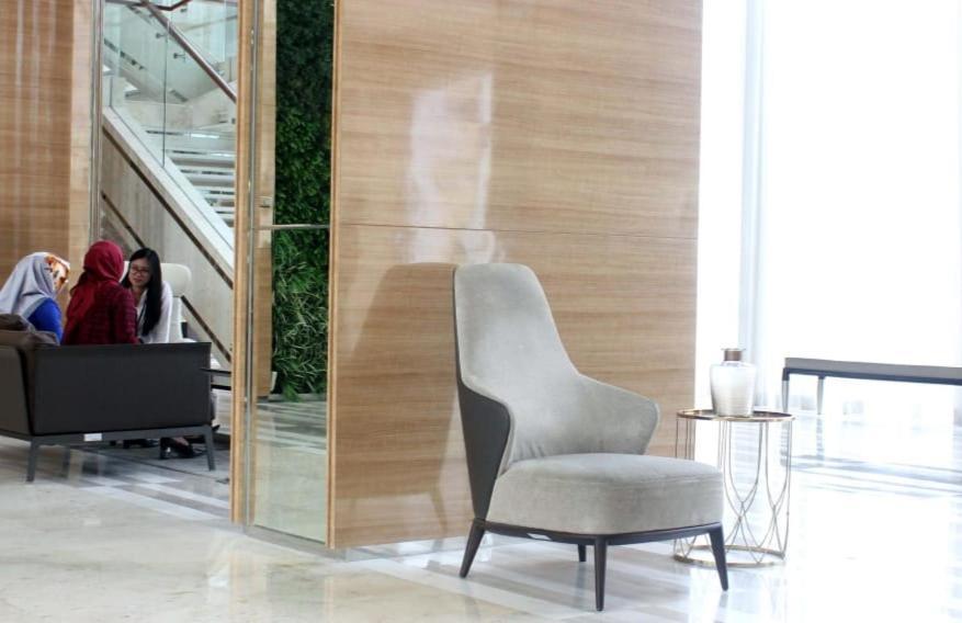 Apartemen Grand Sungkono Lagoon Venetian. Surabaya Luaran gambar